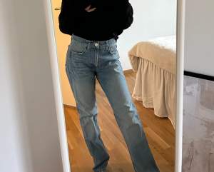 Superfina raka jeans från zara 