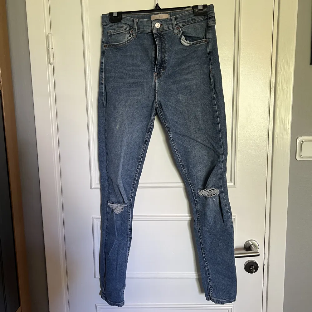 Fina jeans från topshop, högmidjade. Jeans & Byxor.