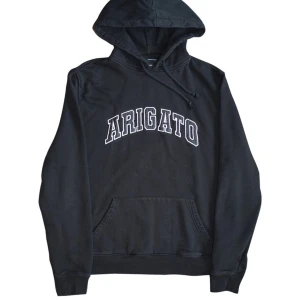 Arigato hoodie  - Svart Arigato hoodie i riktigt bra skick💥 kolla andra inlägget för mer info.📦