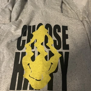 Hoodie - Yourturn hoodie som inte kommer till användning. Skriv prisförslag😇