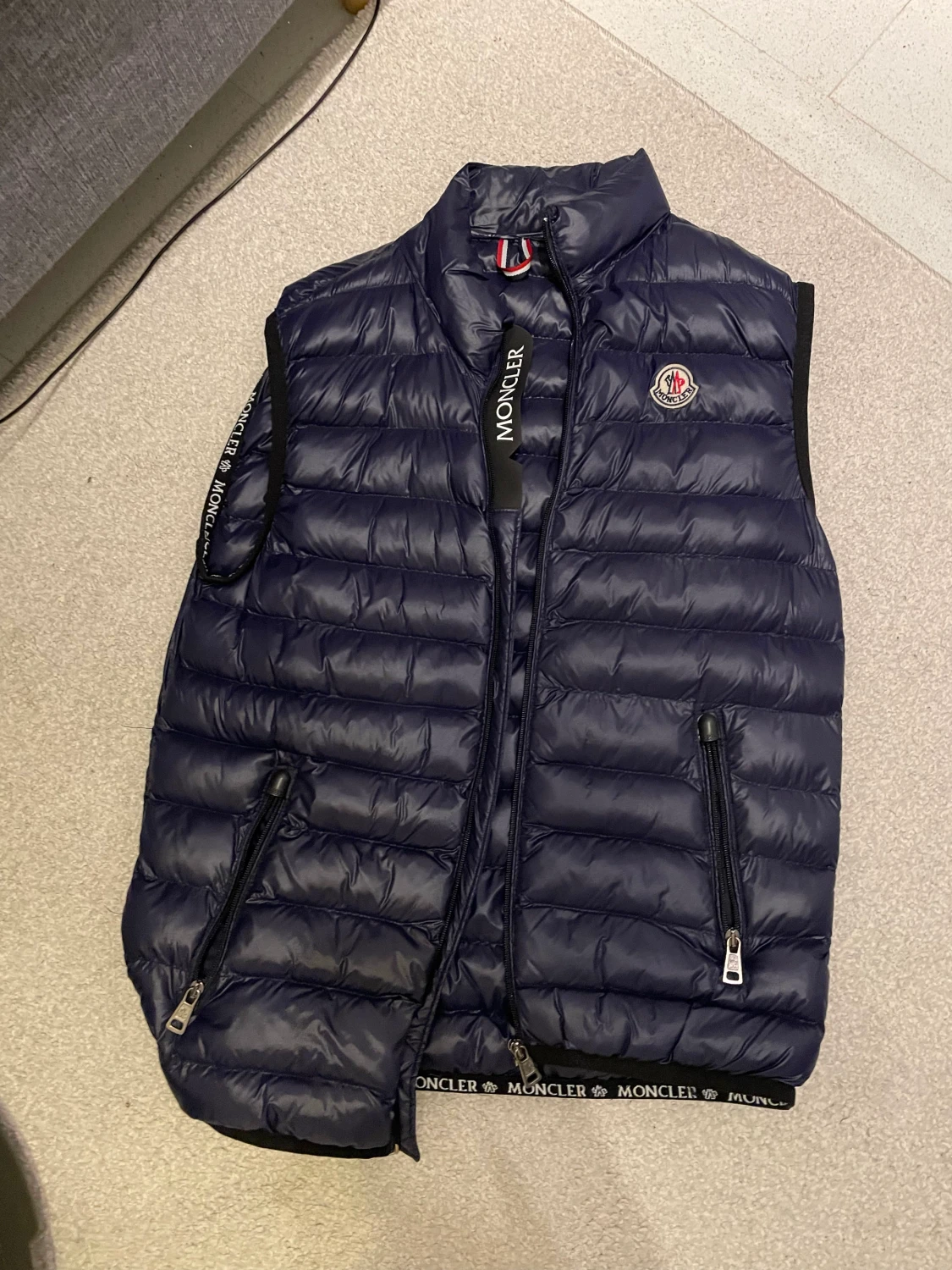 Moncler väst