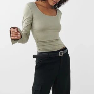 Ginatricot topp - Ginatricot soft touch jersey top Använt endast 1 gång, nyskick, jättefin ljusgrön färg