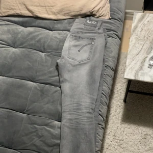 Dondup jeans  - Dondup jeans i storlek i storlek 32