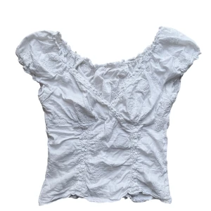 y2k coquette topp - super fin topp, okänt märke! Köparen står för frakt. 💓