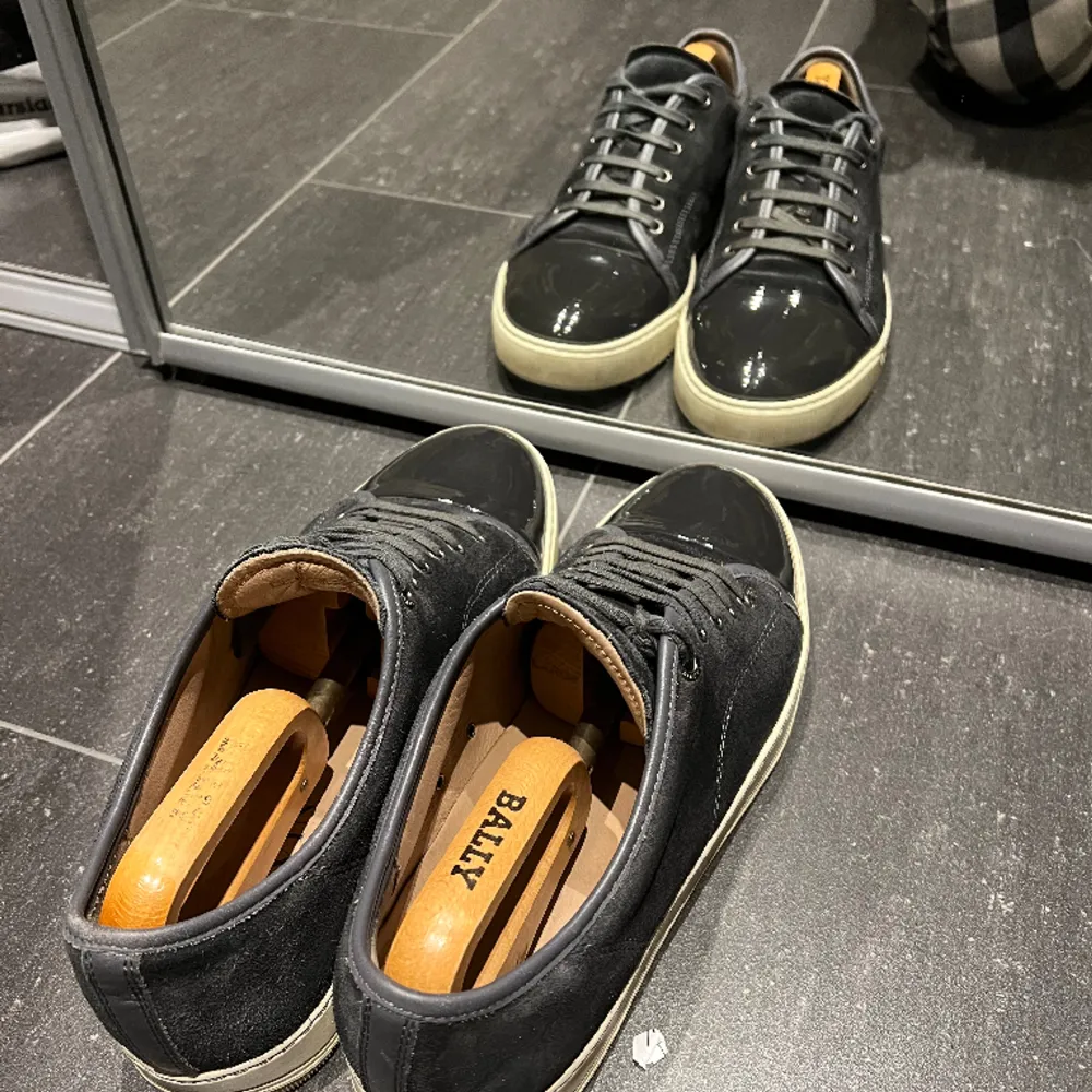 Nyskick Lanvin skor (DBB1), sällsynt färg (grå)! Vid frågor eller fler bilder, pm! Fri frakt denna vecka!🤝. Skor.