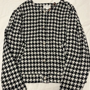 jacka - Snygg jacka 🖤🤍