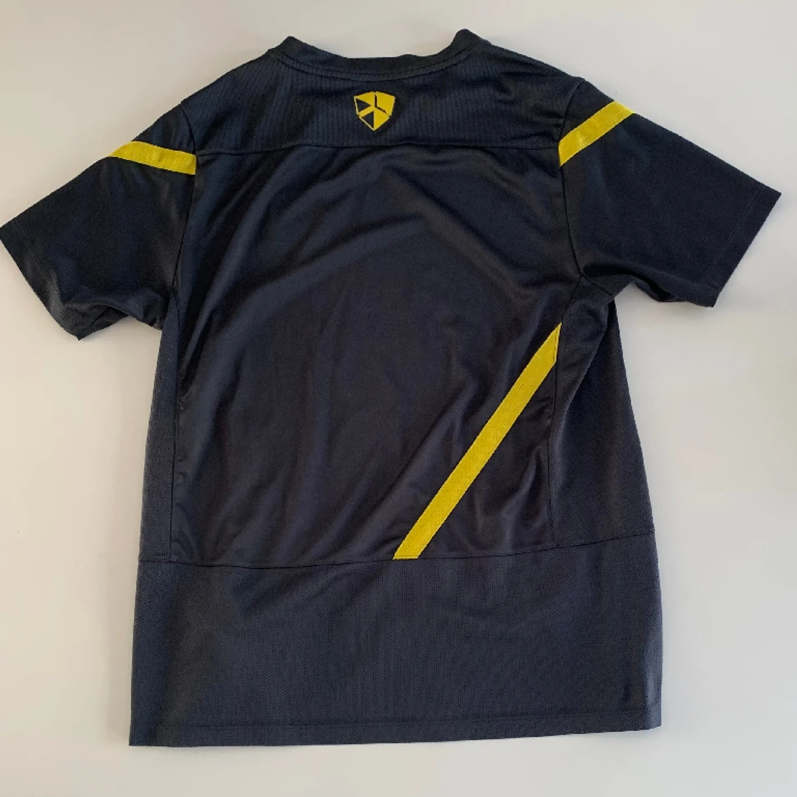 Fc barcelona tränings tröja 2011-2012 - 90