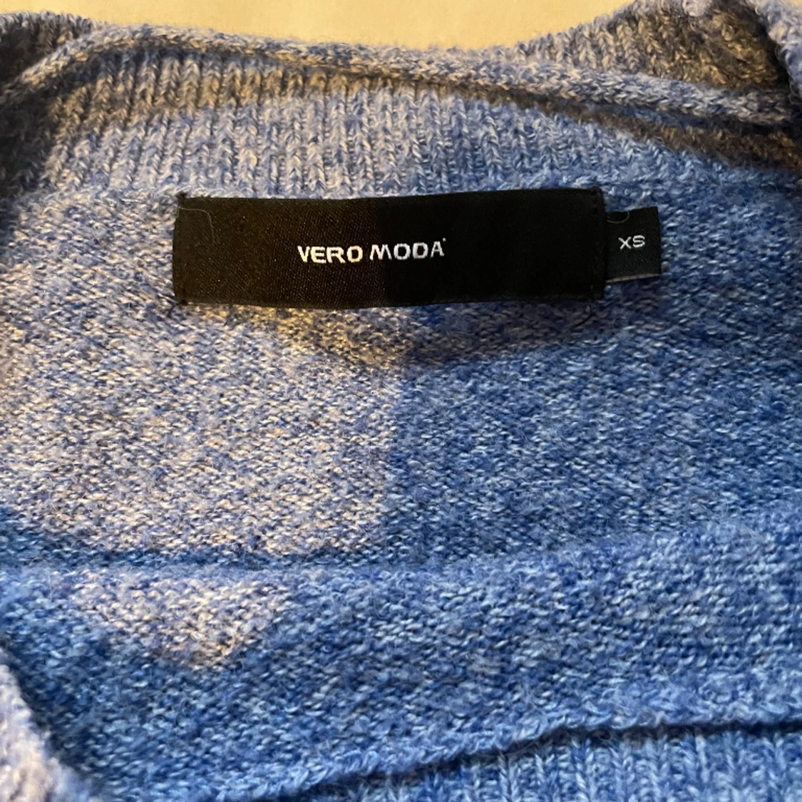 Blå stickad tröja - 2