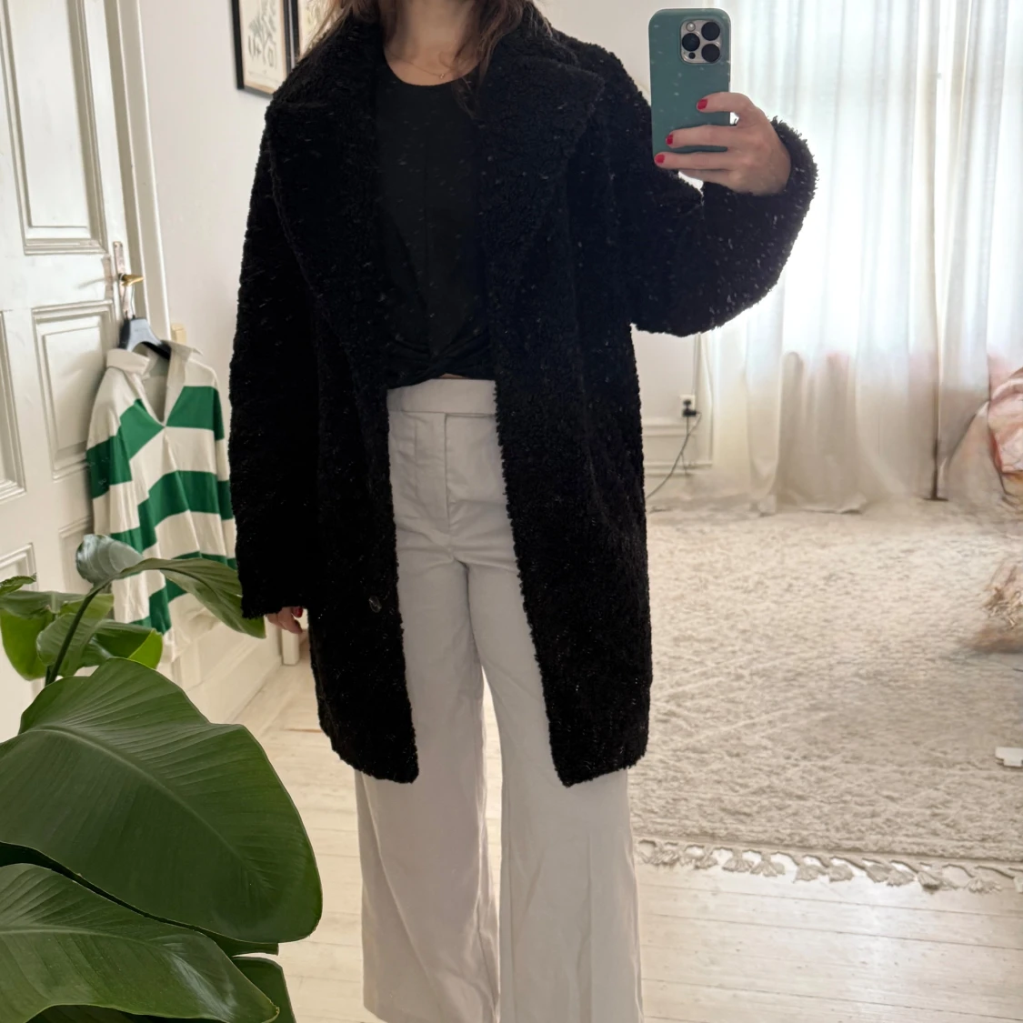 Svart teddyjacka  - 1