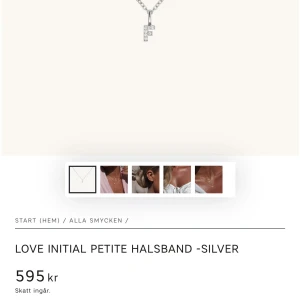 Love Initial Petite halsband silver - Säljer mitt initial halsband i äkta silver. Köpt för ca 1 månad sedan. Halsbandet är som nytt och är ifrån pearls of freja! 💎