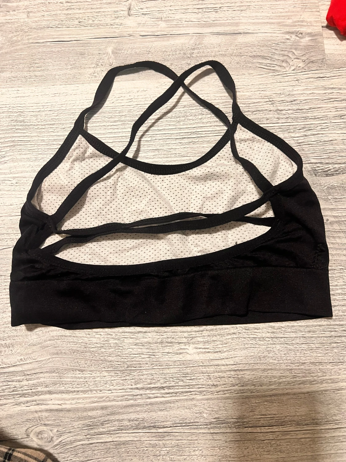 Svart ärmlös sporttopp - 1