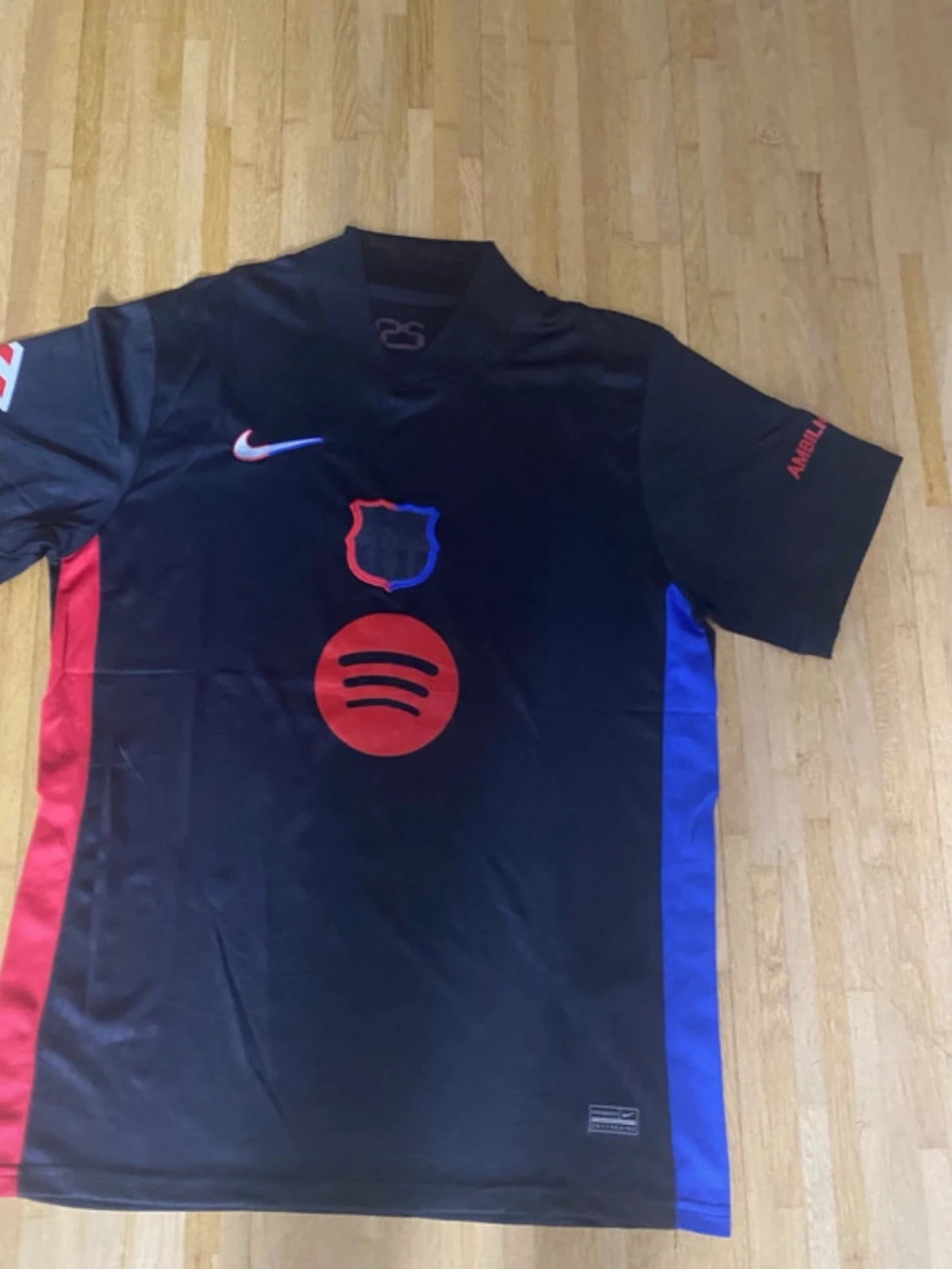 Svart Nike FC Barcelona fotbollströja