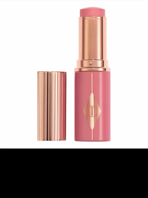 Charlotte Tilbury glow cream blush - Säljer Unreal Blush Healthy Glow Stick från Charlotte Tilbury. I färgen rosy glow. Använd 1 gång på handen bara såklart. Säljer då jag inte tror jag passar i rosa blush tyvärr. Nypris 529kr. 