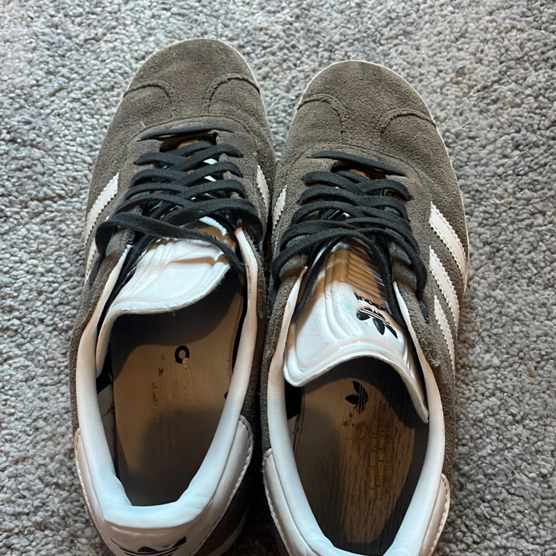 Adidas Gazelle grå mockasneakers - 1