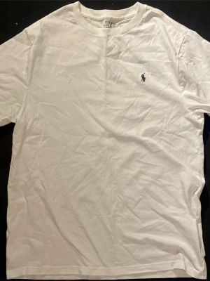 Polo Ralph louren t shirt - Snygg Ralph louren T-shirt. Använts 1 gång 