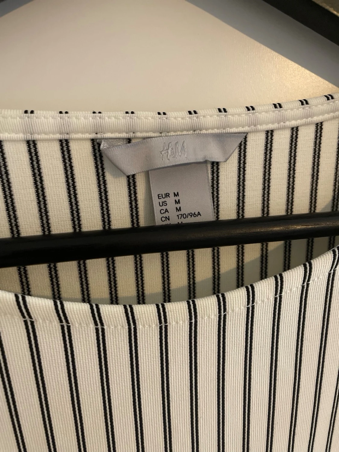 Vit och svart randig blus  - 2