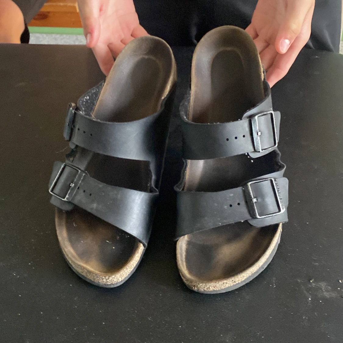 Svarta sandaler med dubbla spännen - 2