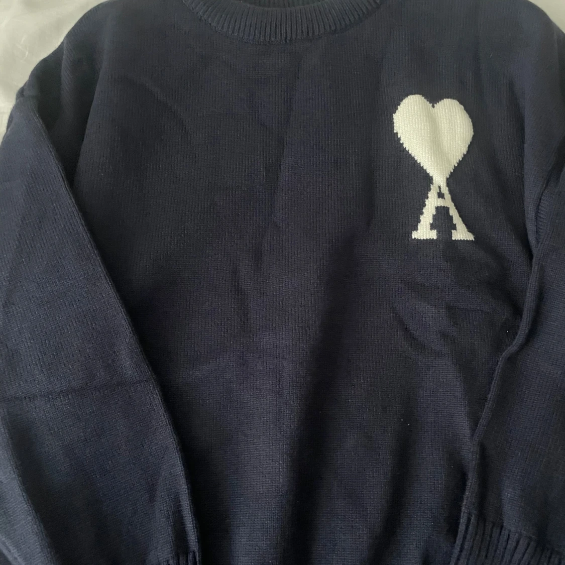 Mörkblå stickad tröja från Ami - 1