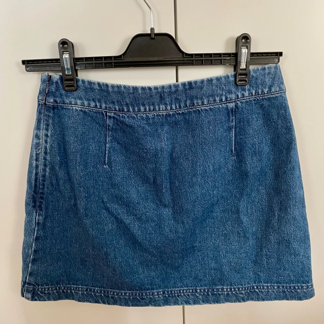 Blå jeanskjol från Lindex, stl 38 - 1