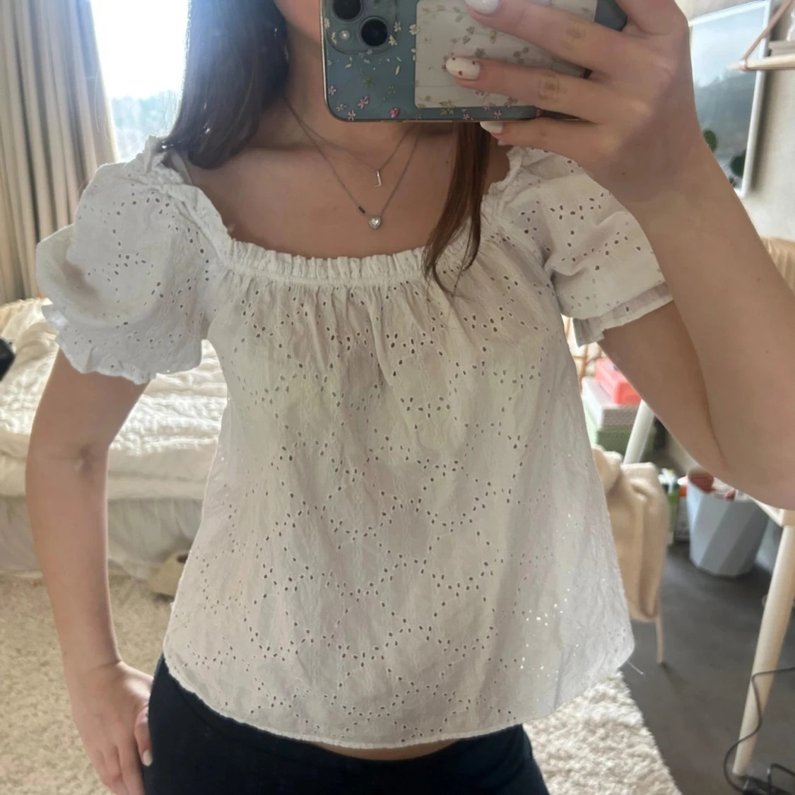 Vit blus med puffärmar &other stories