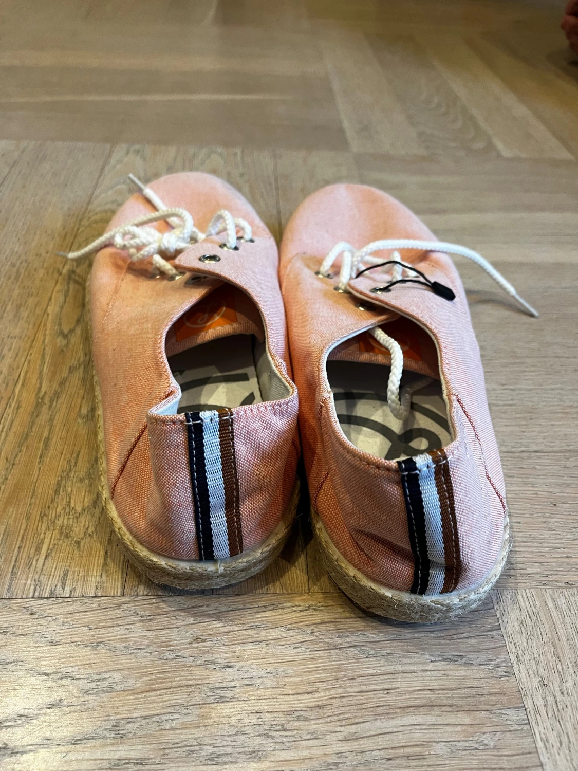 Skor från Linear - 2