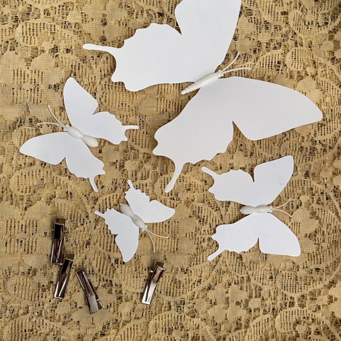 Vita fjäril magnet dekoration eller Hårspänne