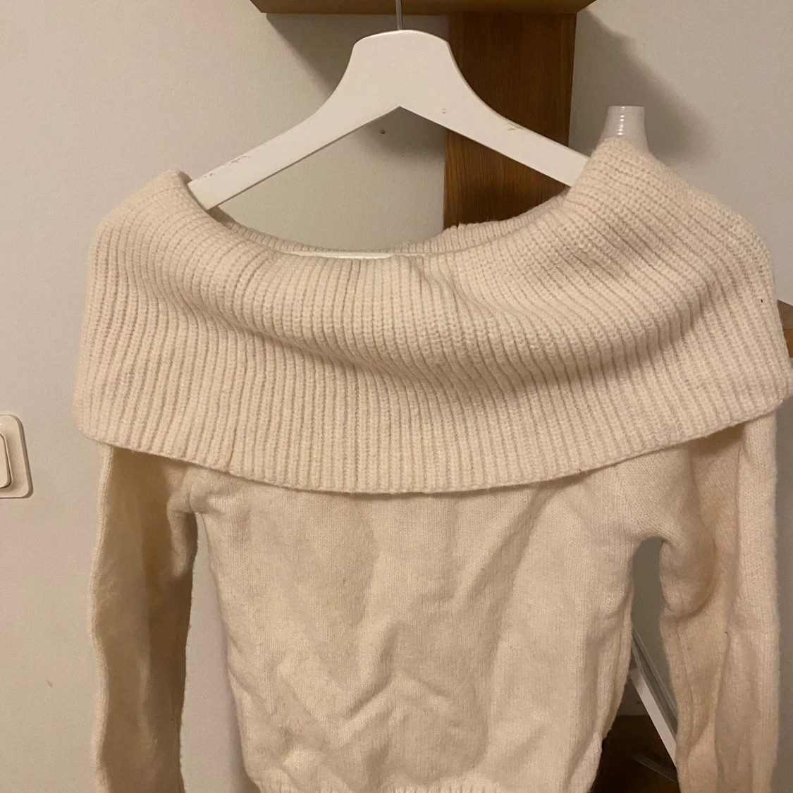 Offshoulder stickad tröja från SHEIN