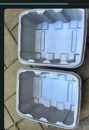 Lådor  - 2 stycken lådor inga hål 