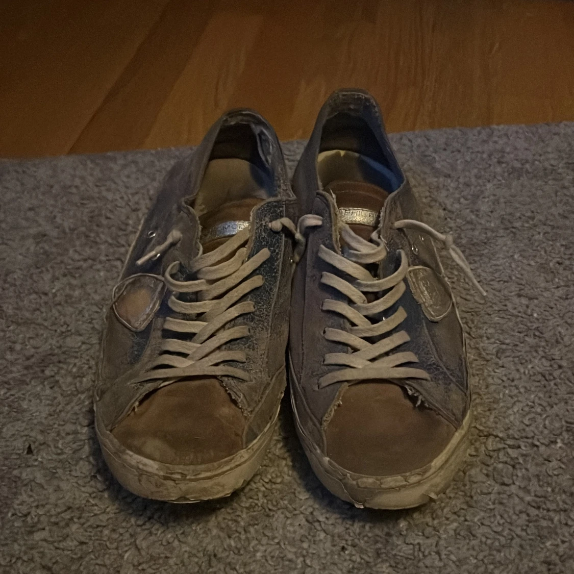 Philippe Model grå sneakers i mocka