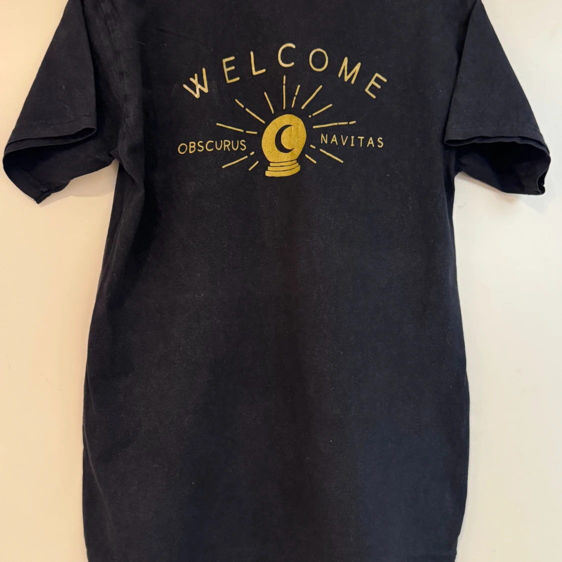 Svart t-shirt Welcome S - 1