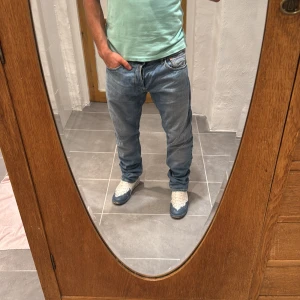 Replay jeans  - Ett par snygga byxor från Replay i storlek W31 L32 i modellen Grover 