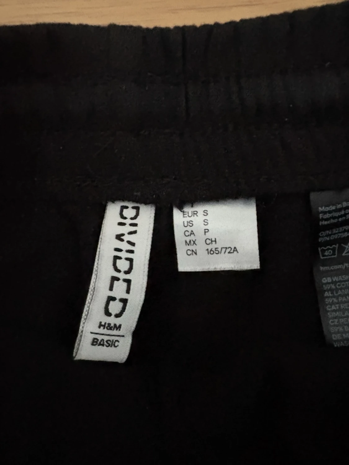 Svarta mjukisbyxor från H&M Divided - 1