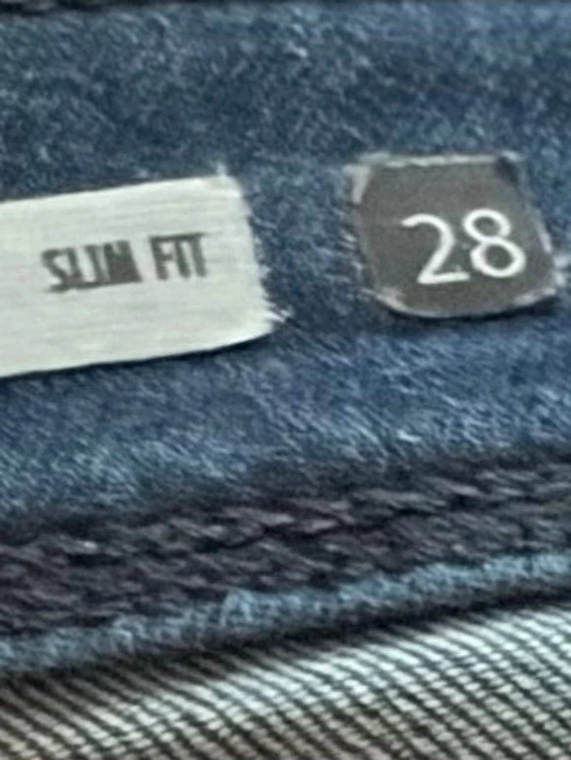 Slim fit blå jeans, storlek 28 - 2