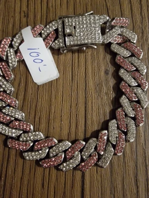 Armband kubansk strass - Lyxigt hip hop kubansk kedjearmband. 20 cm. Rhinestone strassdekorationer. Modernt smycke för män och kvinnor, perfekt för alla hjärtans dag, jul, födelsedagen.