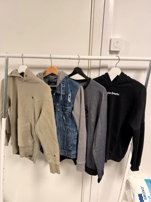 3 fina tröjor  - Knappt använda 