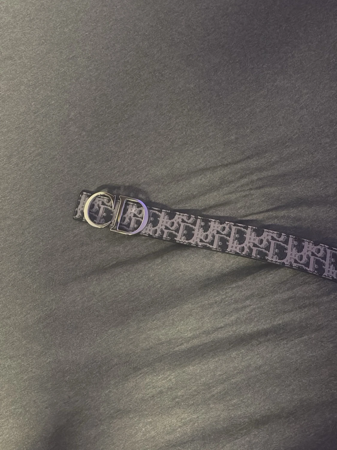 Svart och grå mönstrad bälte CD