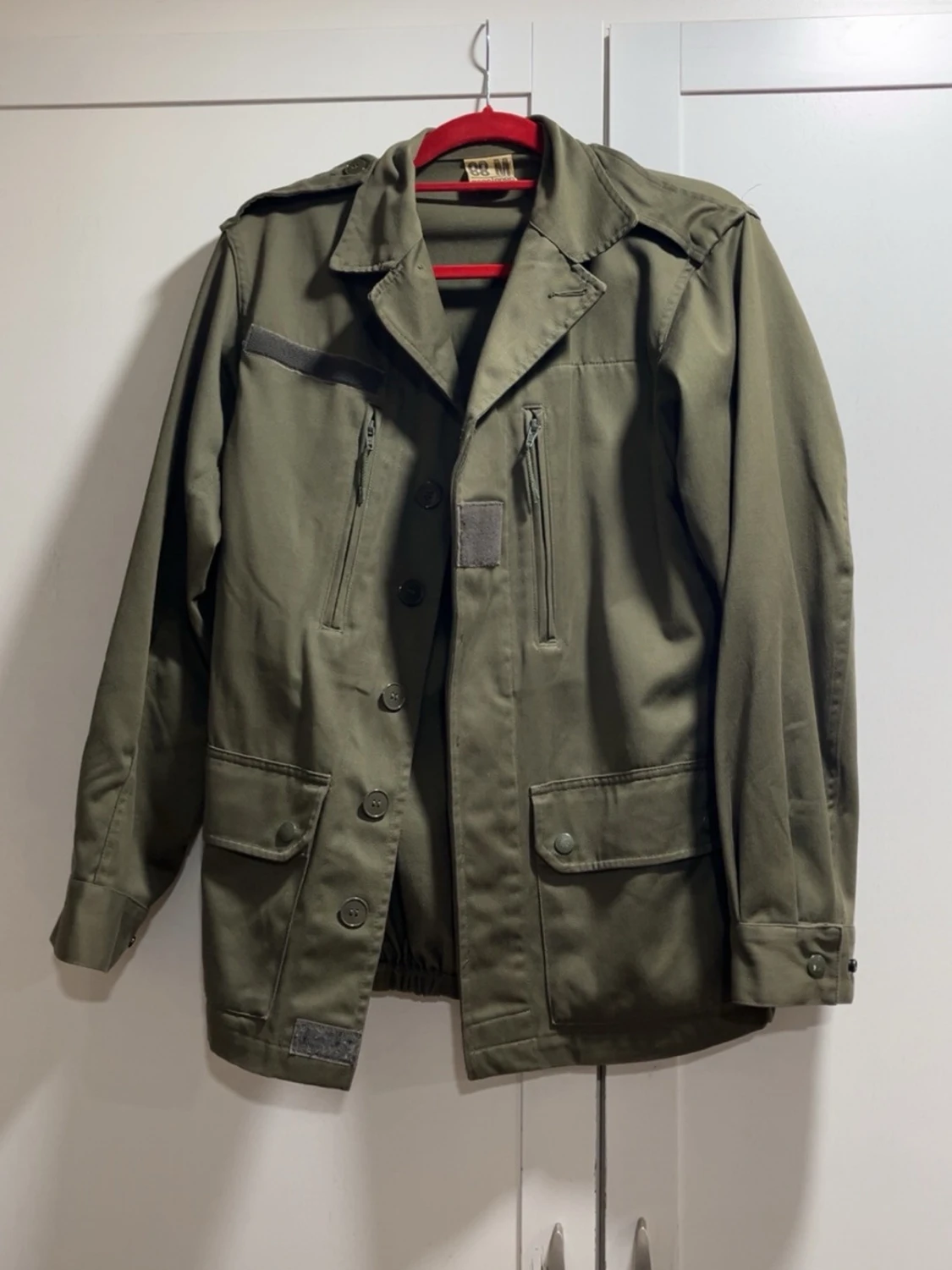 Olivgrön fieldjacket från WAREIN - 1