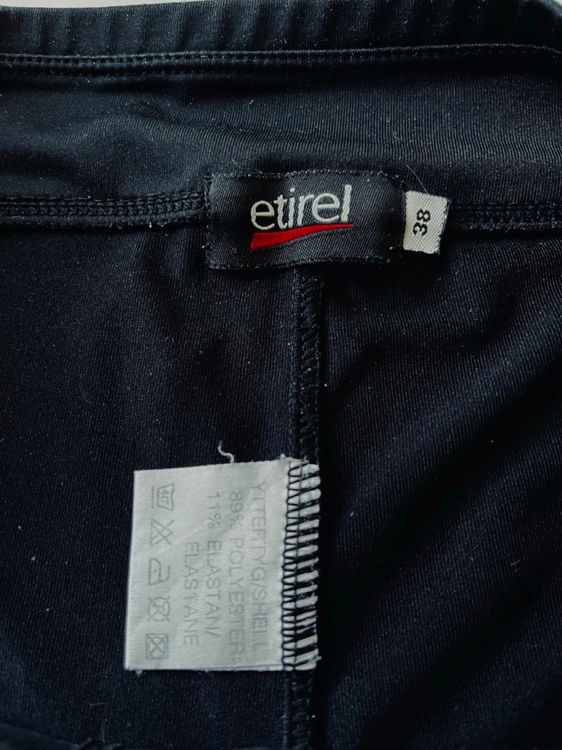 Svarta träningsshorts från Etirel - 2