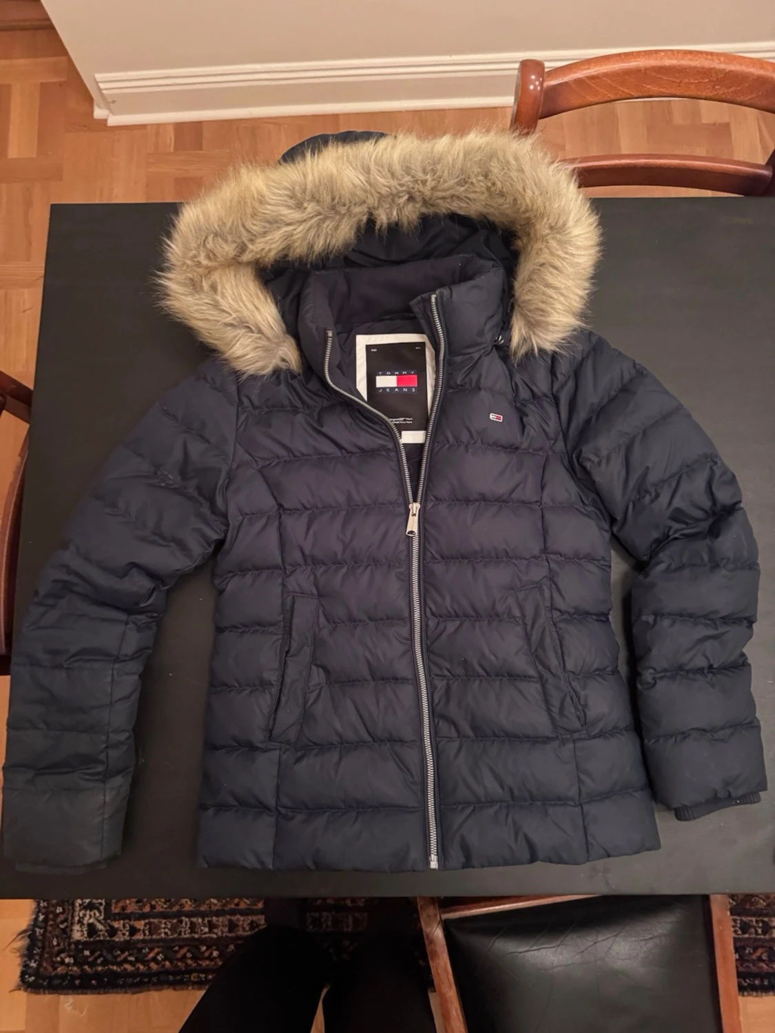 Marinblå dunjacka från Tommy Hilfiger - 2