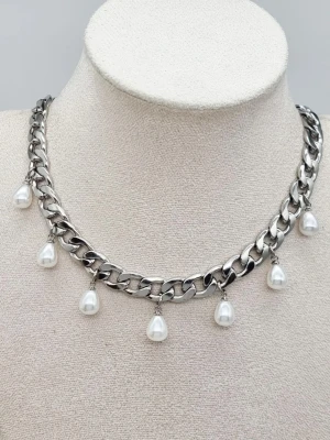 Handgjort halsband med pärlor  - Material-rostfritt stål.  Kedjetjocklek-9,5mm 