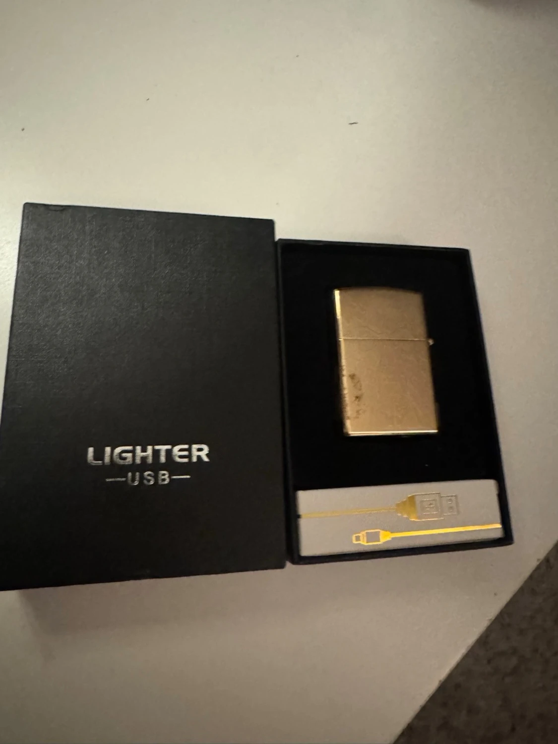 Guldfärgad USB-tändare i presentask - 1