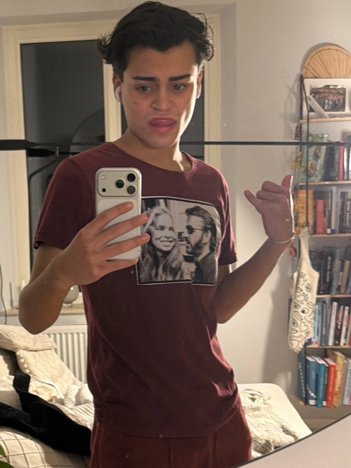 Vinröd t-shirt från Limitato