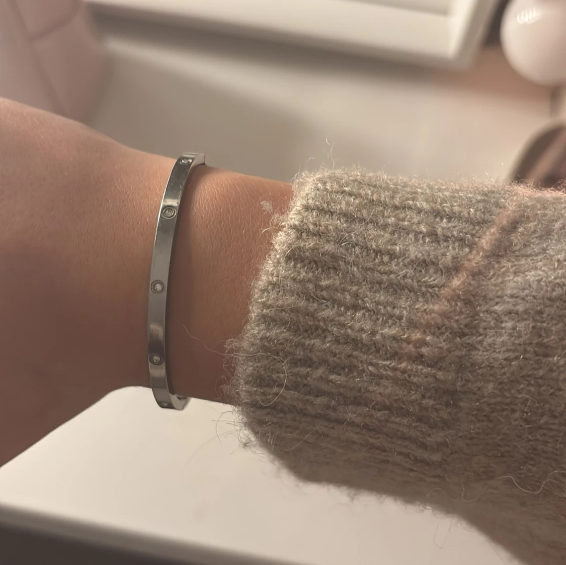  silver armband - 1