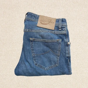 JACOB COHËN - Tjena! Säljer dessa riktigt feta Cohën jeans i modellen 622✔️ Size 30✔️ Skriv vid minsta fundering✔️