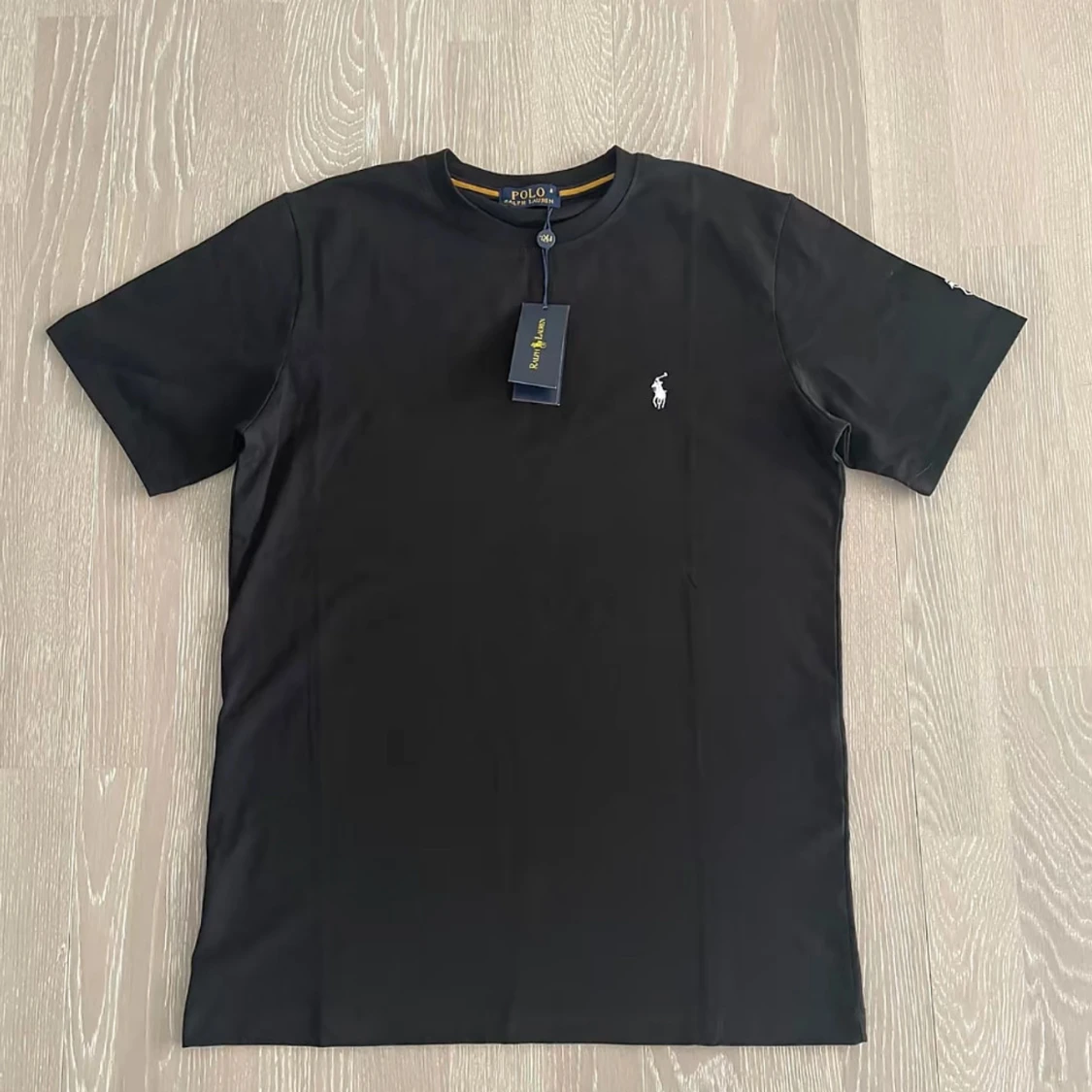Svart polo t-shirt