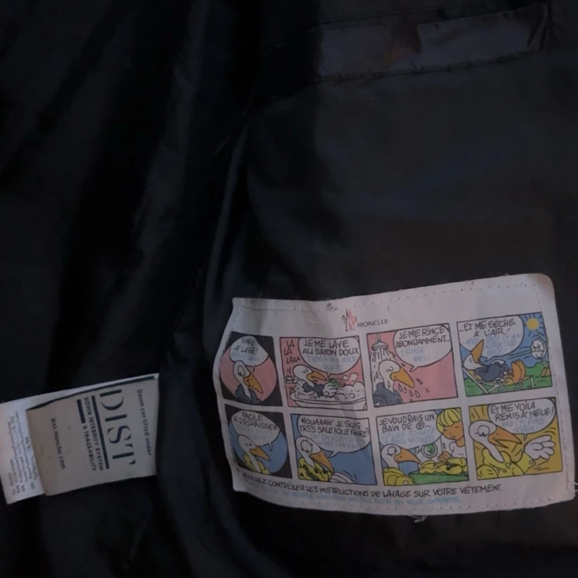 Svart Moncler pufferjacka med huva - 2