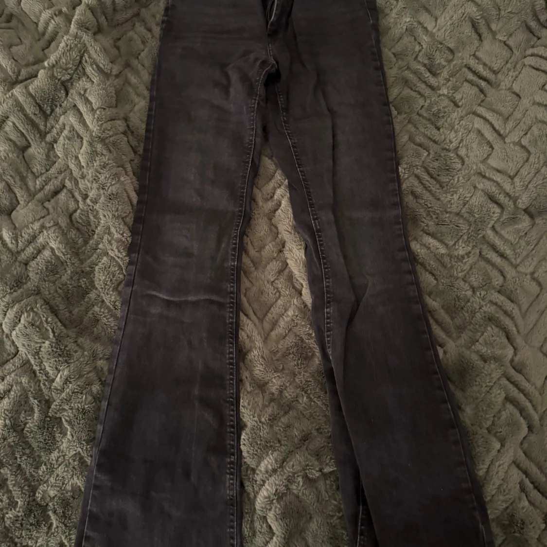 Svarta bootcut jeans från ONLY, M/34