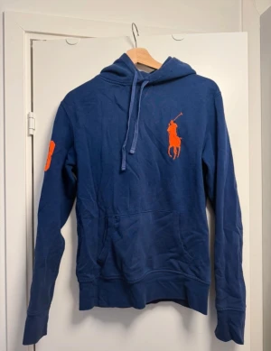 Polo Ralph Lauren Hoodie - Sällsynt skön hoodie, som ny! Är äkta självklart!