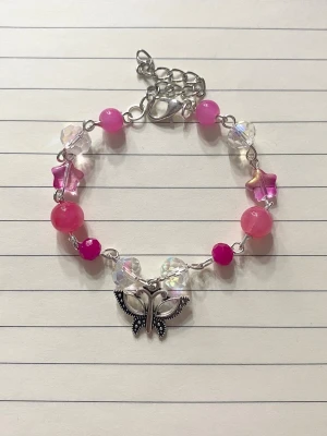 Handgjord armband  - Armband 100% handgjort av mig! Kontakta innan du köper nu, och ta gärna inte instabox, då kan jag inte skicka🥹