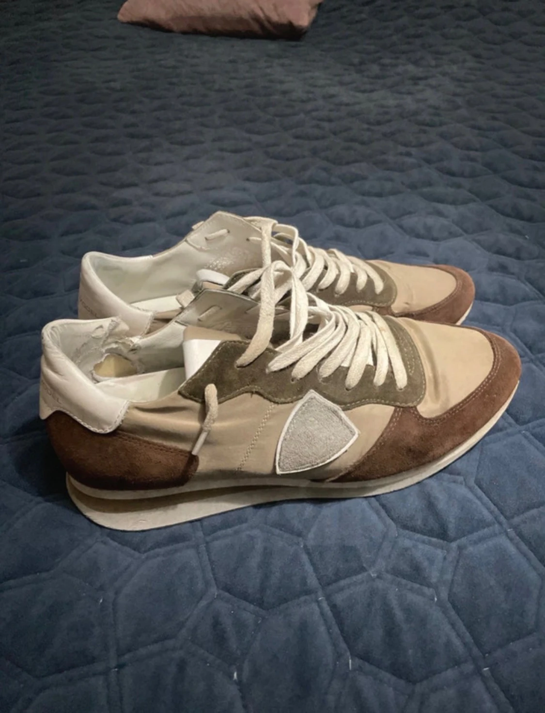 Philippe Model beige sneakers strl 41